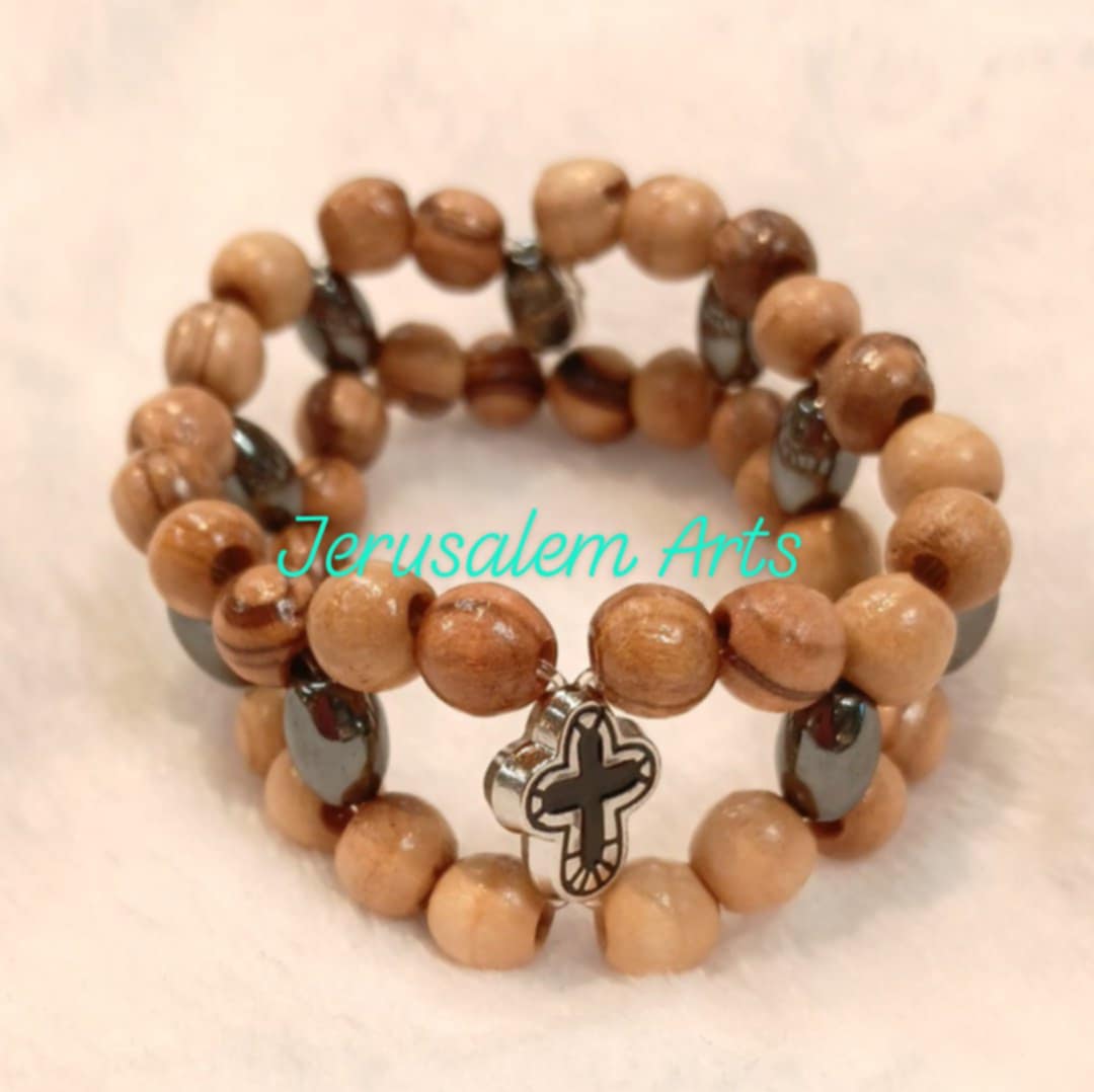 Bracelet olive wood beads and hematite stones