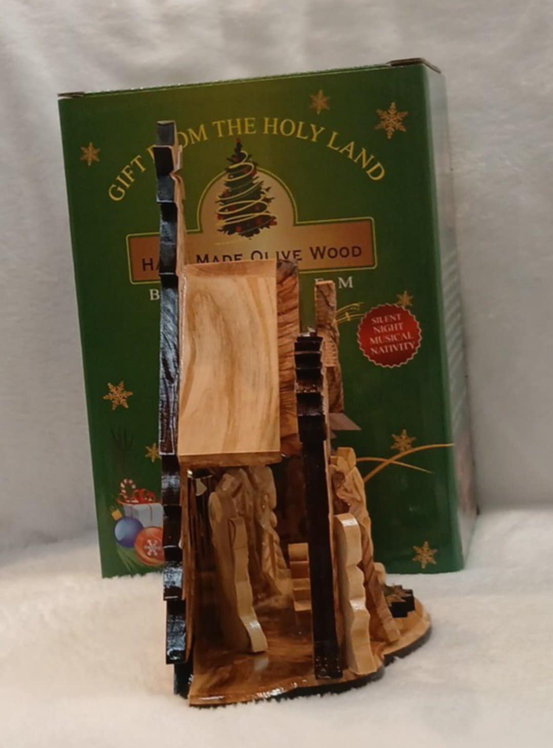 Nativity seen olive wood Hand made from the Holy Land ,came with a musical box ( silent night)