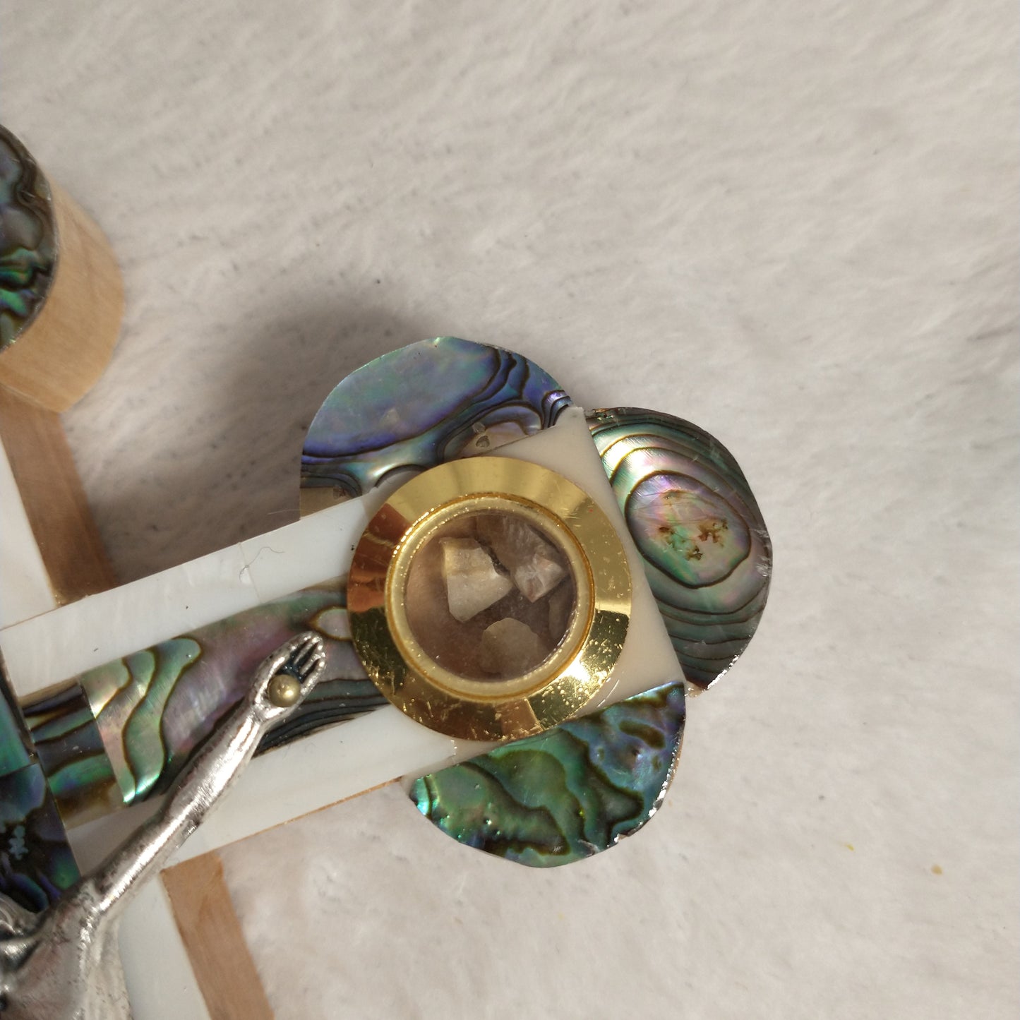 Cross Mother of Pearl and Olive wood