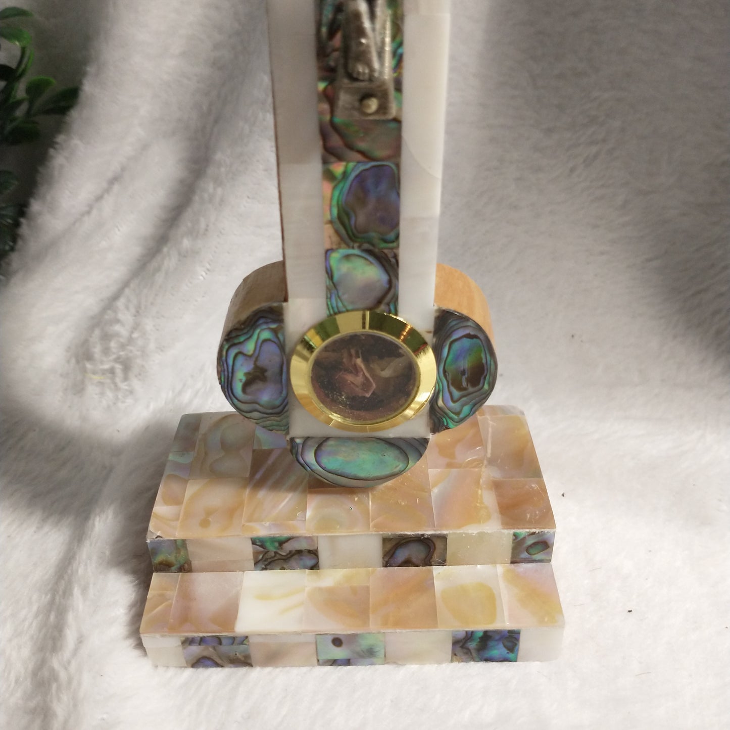 Cross Mother of pearl and Olive wood .