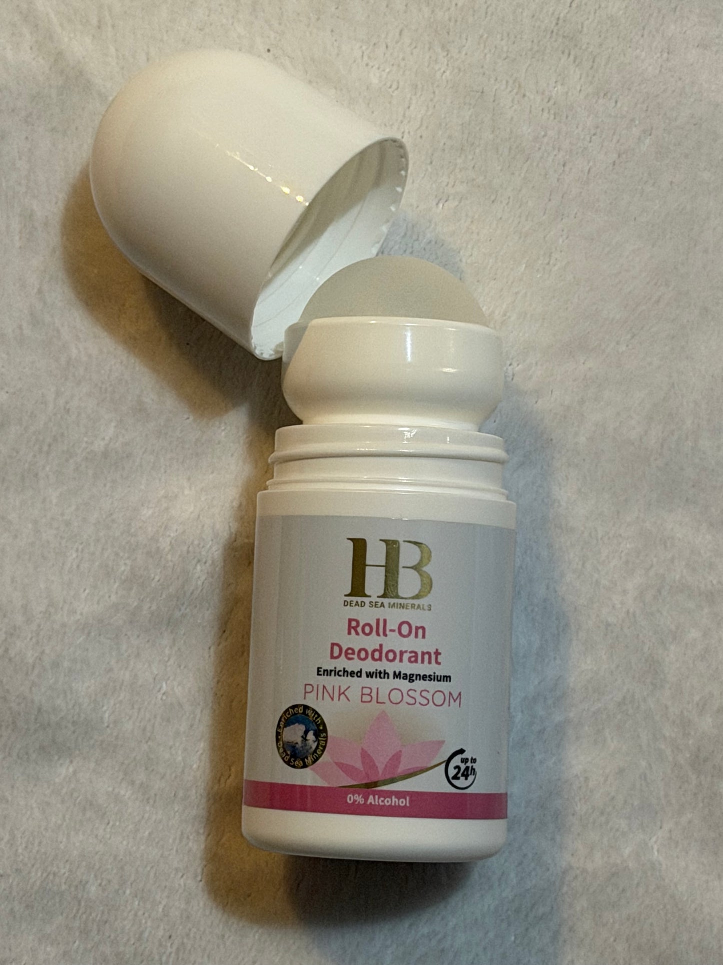 Roll Deodorant for men and women Enriched with magnesium H&B product