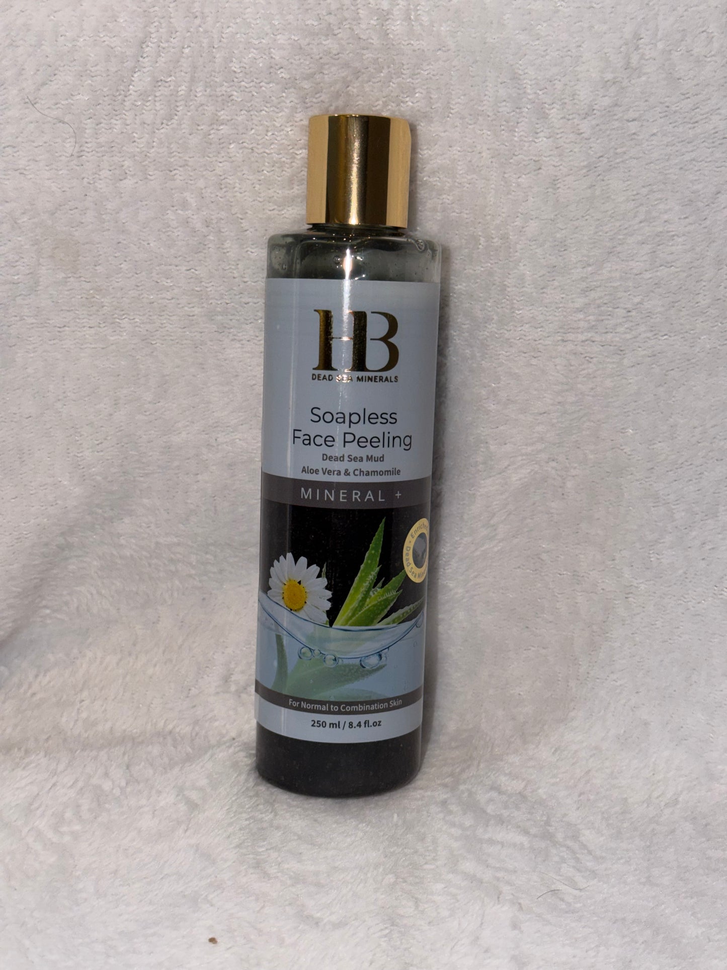 Soapless face peeling dead sea mud and chamomile H&B product
