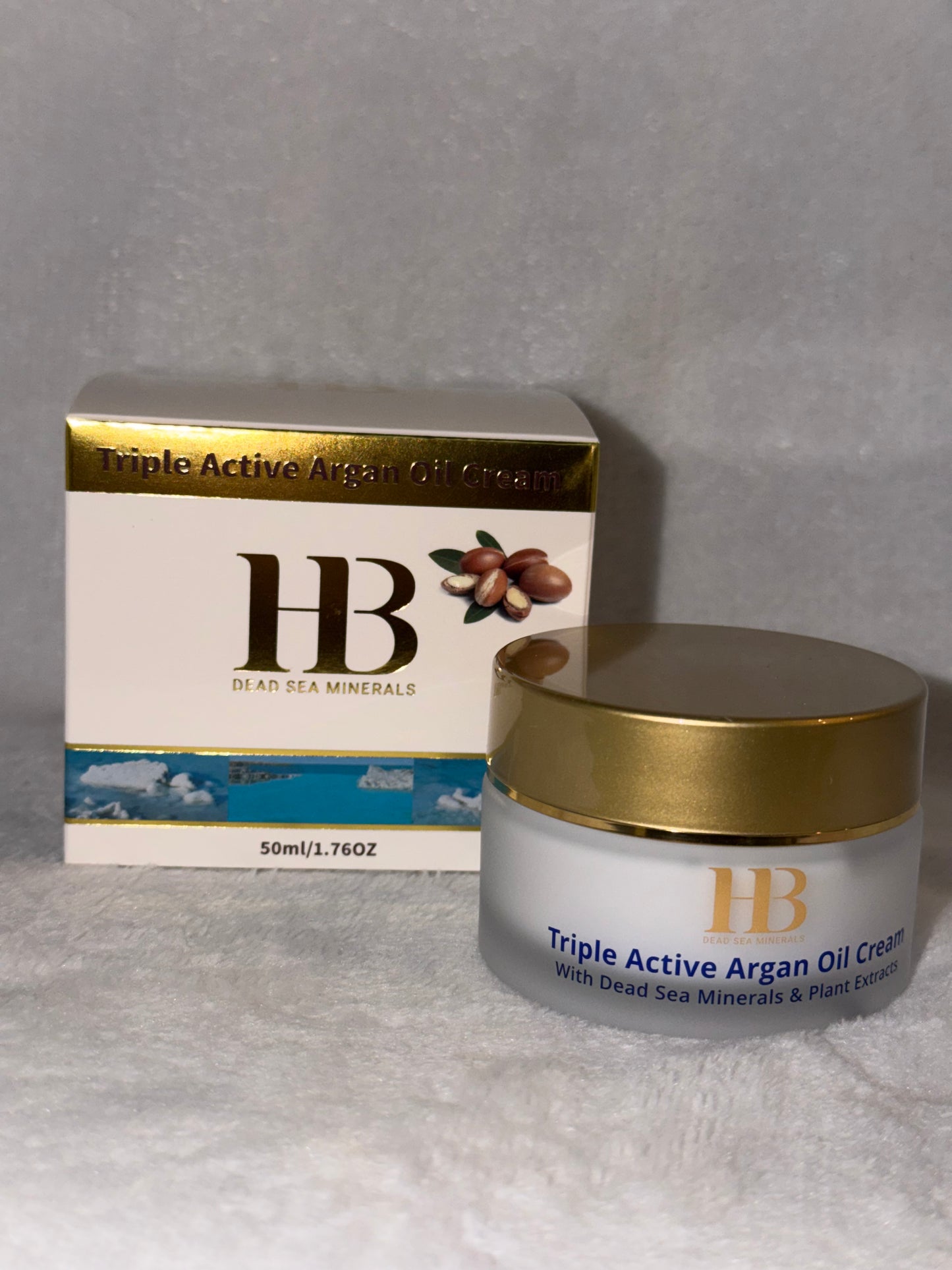 Face cream with Dead sea minerals and vitamins H&B product