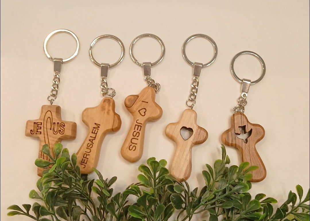 Keychain olive wood with heart 💟