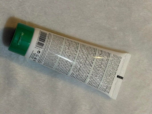 Intensive hand and nail cream enriched with avocado oil and aloe vera H&B product