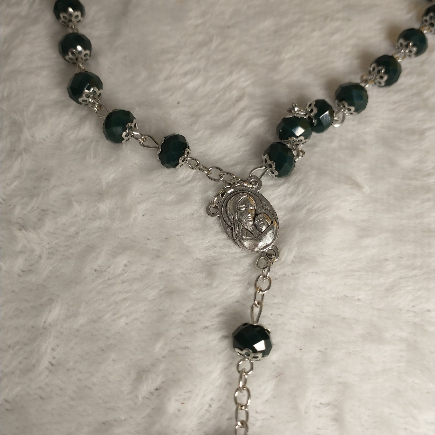 Crystal too Dark green colors hand made .with holy soil from Jerusalem . This rossary for prayers .first communion . Baptism