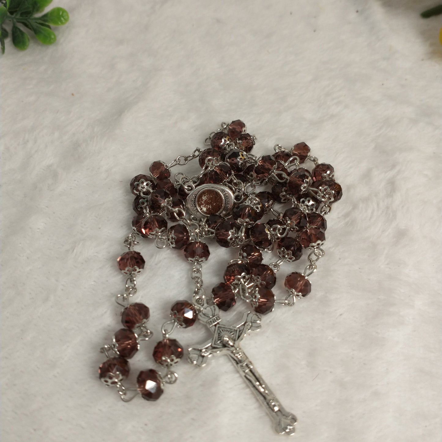 Crystal light brown rossary with Holy soil from Jerusalem .Hand made .very nice Color .this rosary for Prayer s .first Communion . Baptism.