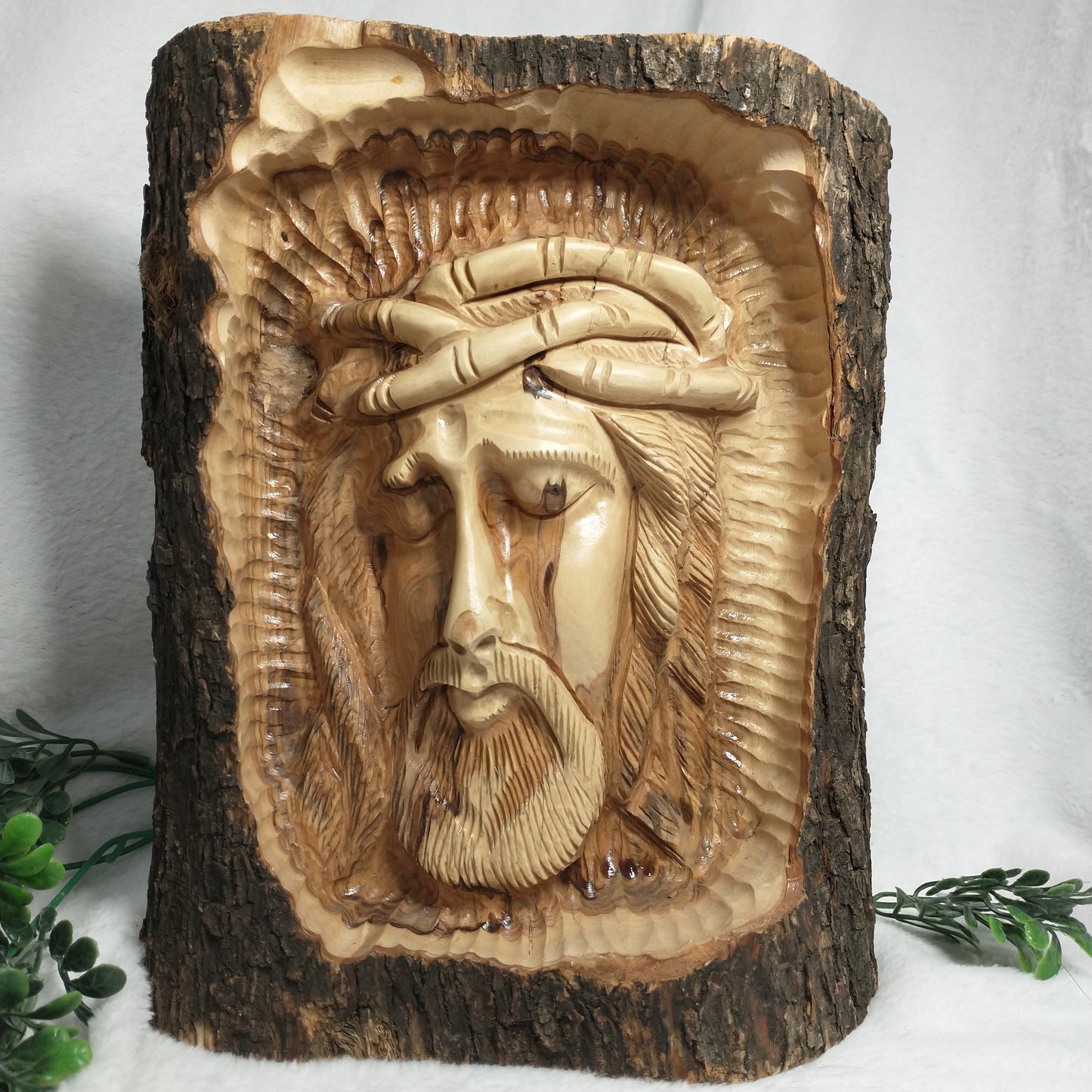 Jesus Head Olive wood .