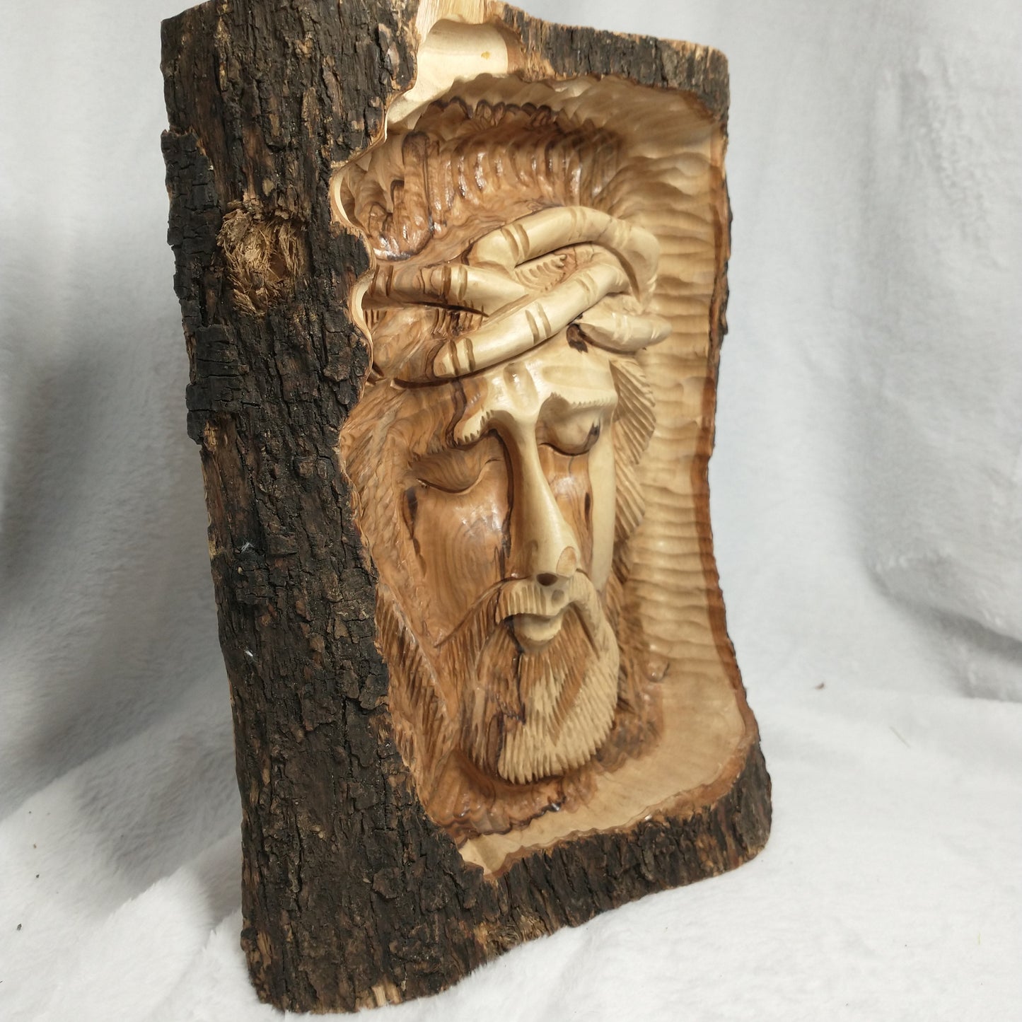 Jesus Head Olive wood .