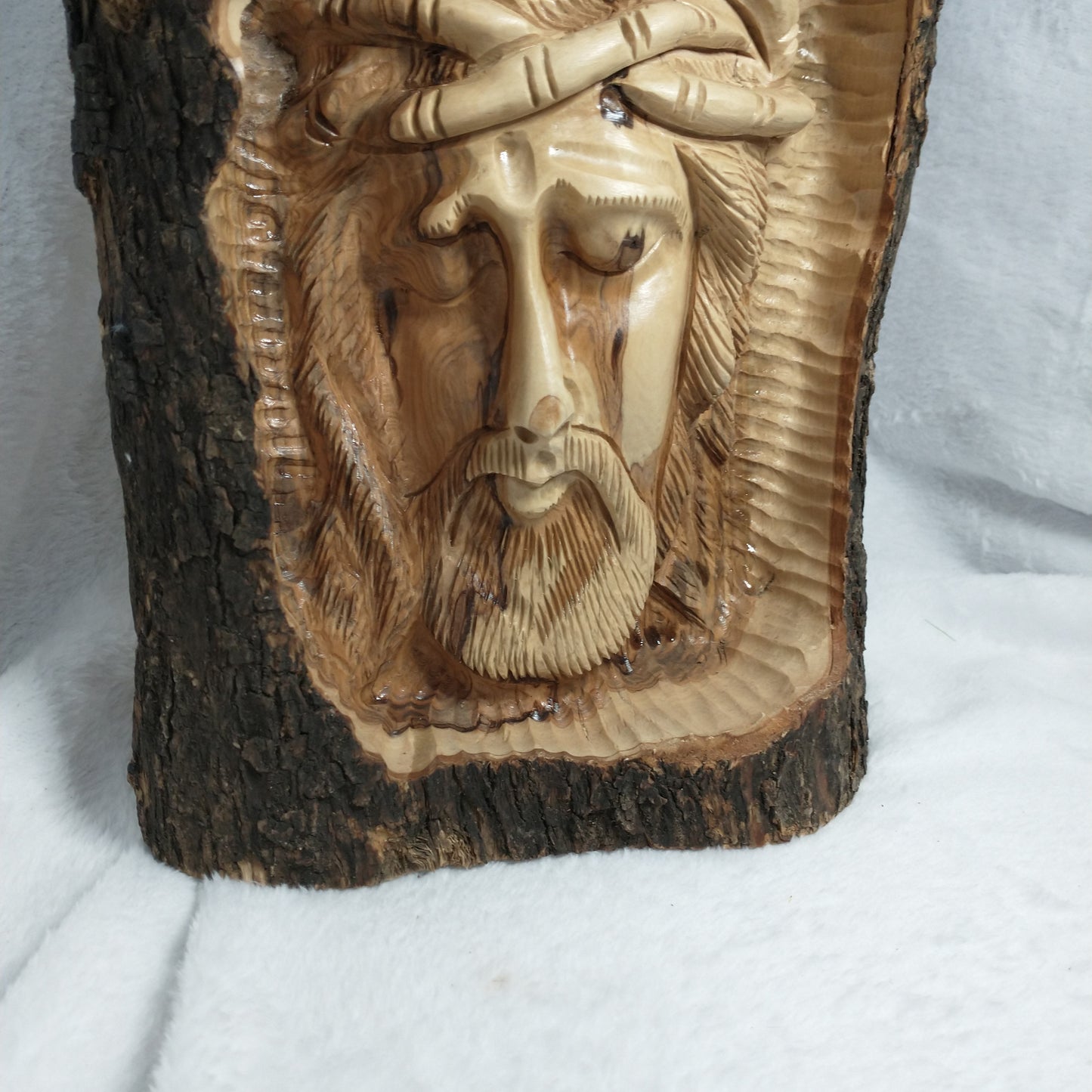 Jesus Head Olive wood .