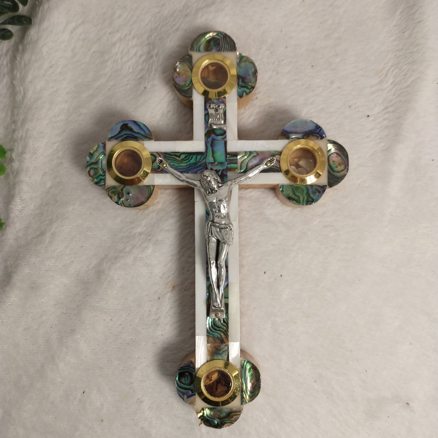 Cross Mother of Pearl and Olive wood