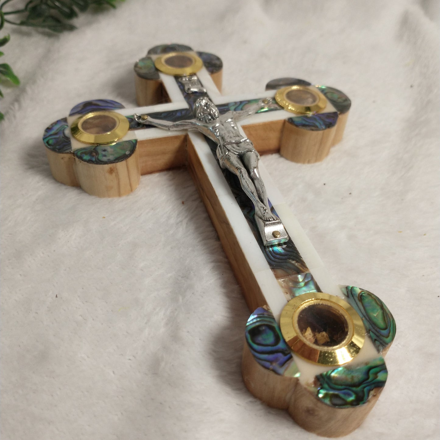 Cross Mother of Pearl and Olive wood